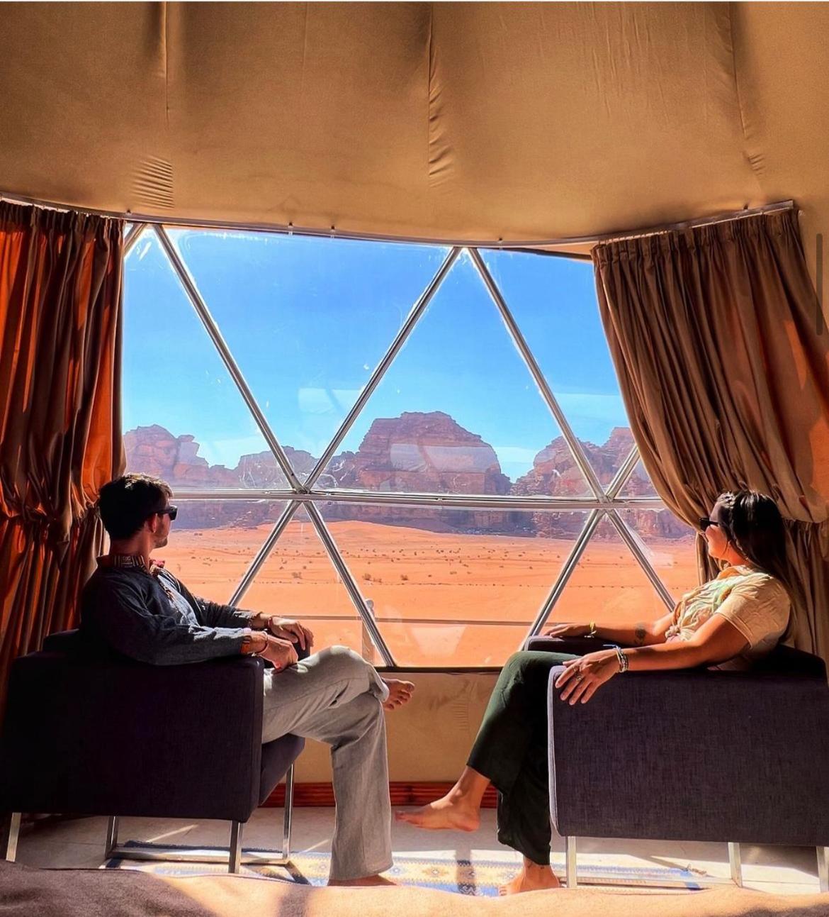 Holiday Inn Luxury Camp Wadi Rum Buitenkant foto
